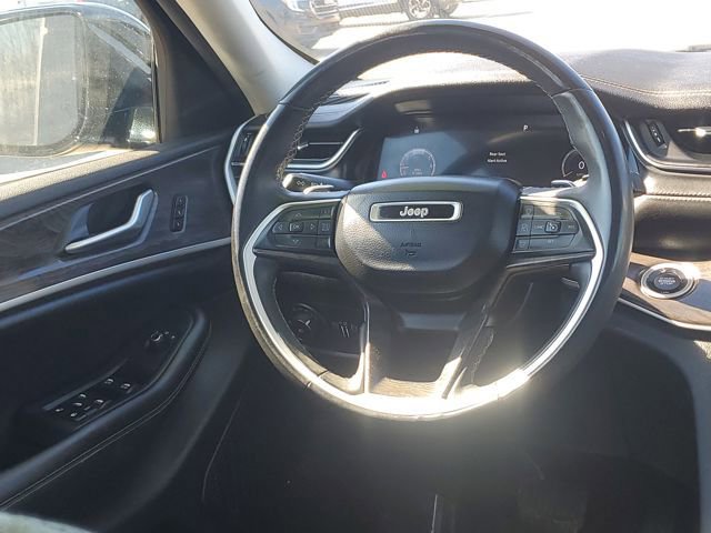Used 2023 Jeep Grand Cherokee L Limited image 29