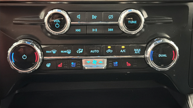 Used 2024 Ford F150 Lariat w/ Equipment Group 502A High AWD/4WD image 18