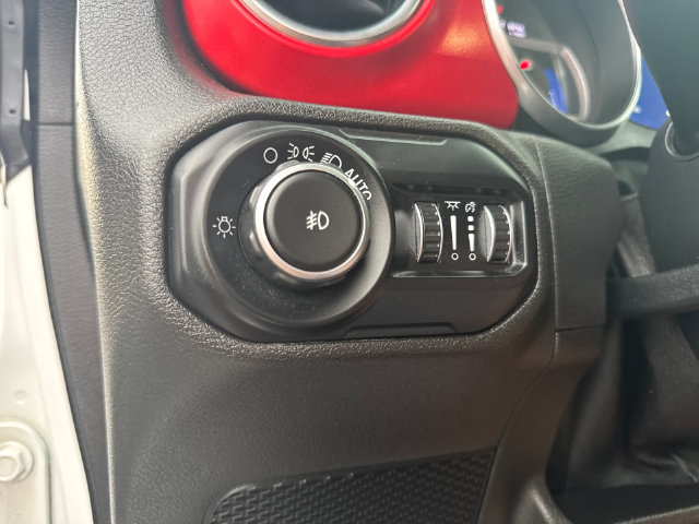Used 2019 Jeep Wrangler Unlimited Rubicon AWD/4WD image 13