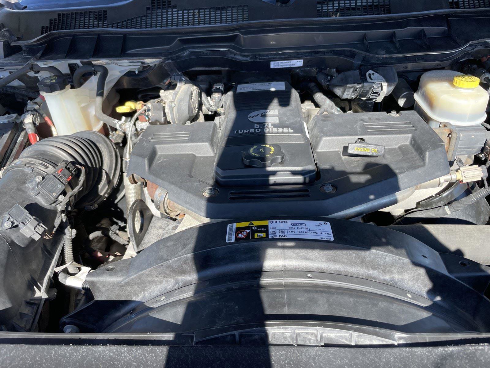 Used 2018 RAM 2500 Laramie w/ Protection Group image 28