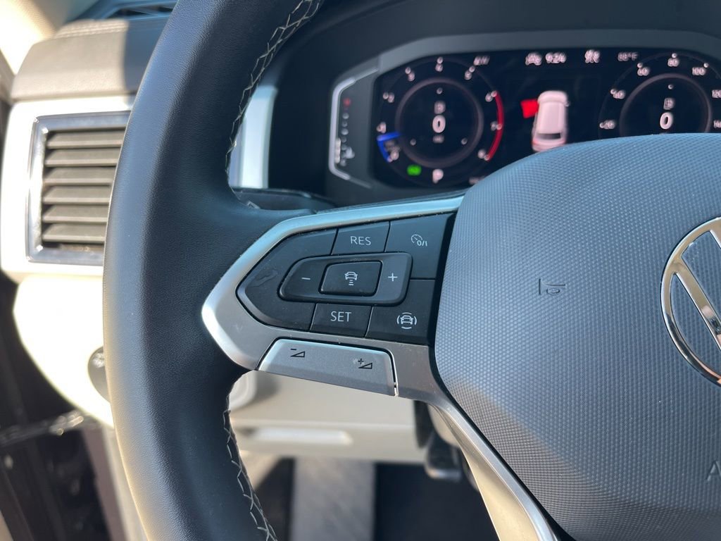 Used 2022 Volkswagen Atlas SE image 16