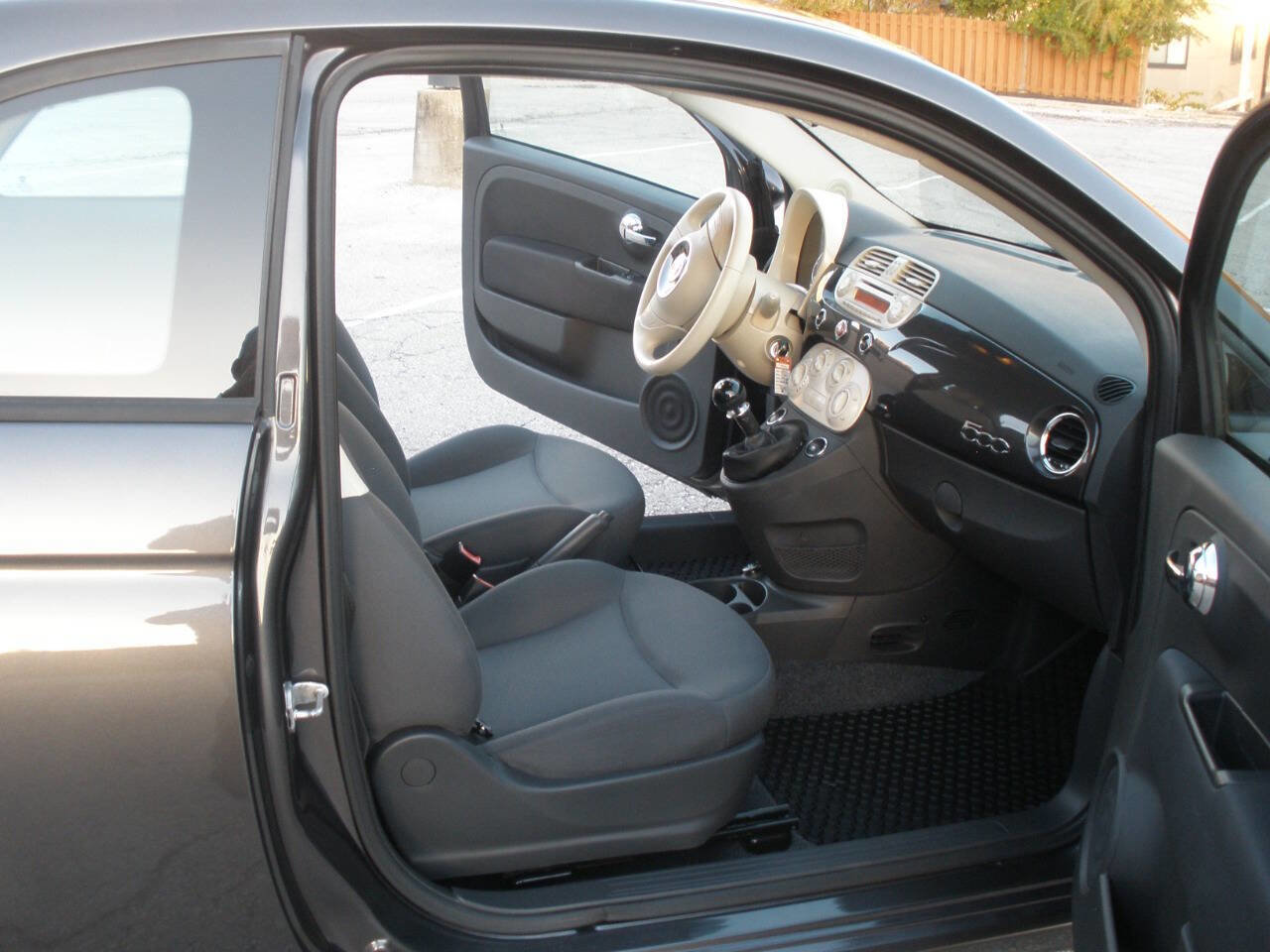 Used 2014 FIAT 500 Pop image 22