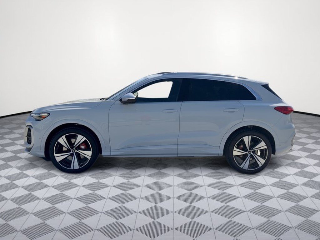 New 2026 Audi SQ5 Prestige AWD/4WD image 2