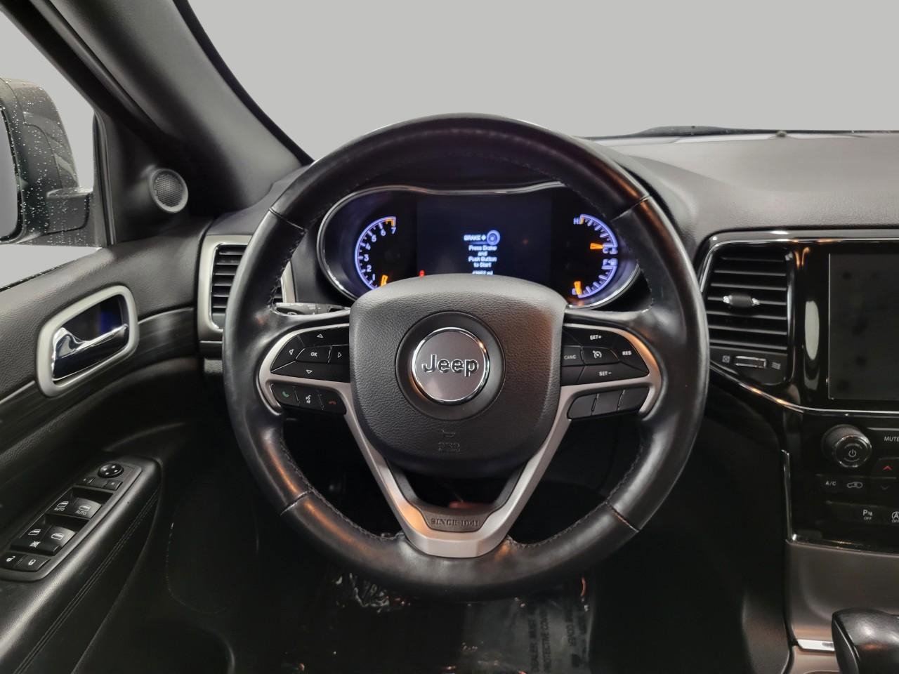 Used 2021 Jeep Grand Cherokee Laredo X AWD/4WD image 6