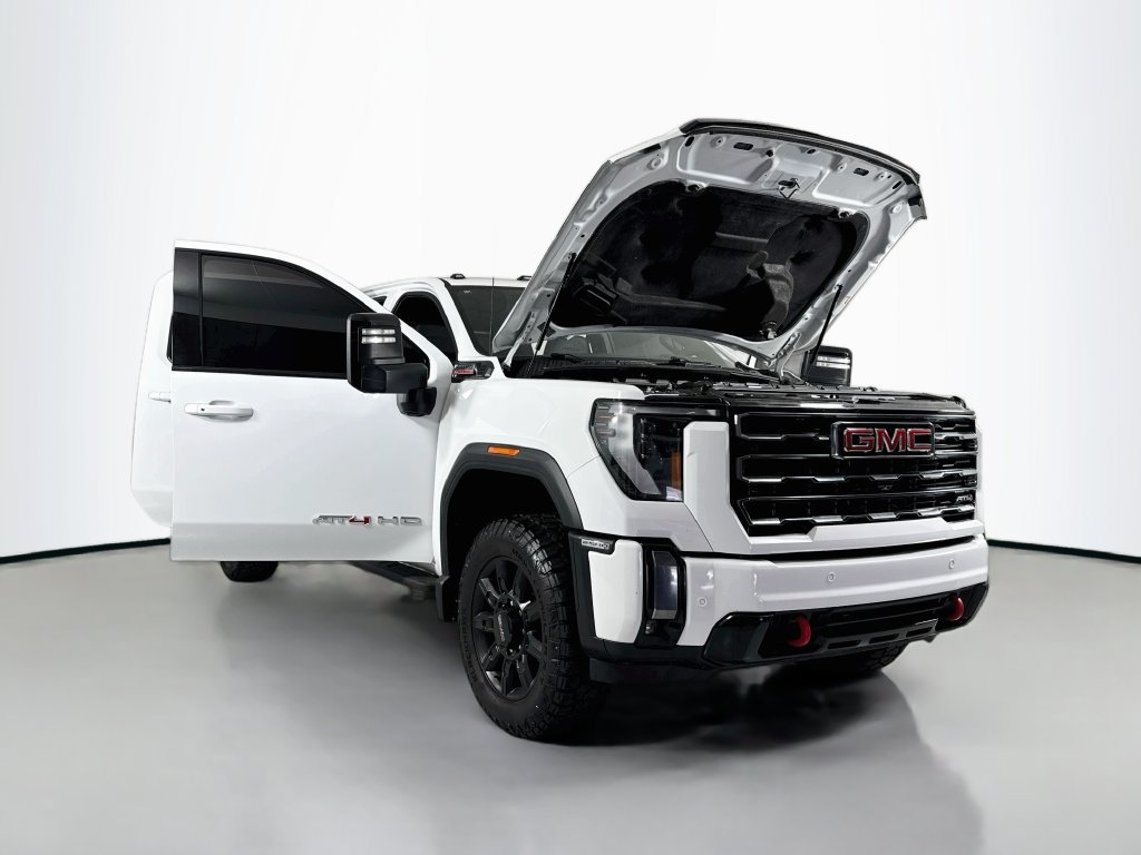 Used 2024 GMC Sierra 2500 AT4 w/ AT4 Premium Plus Package AWD/4WD image 28