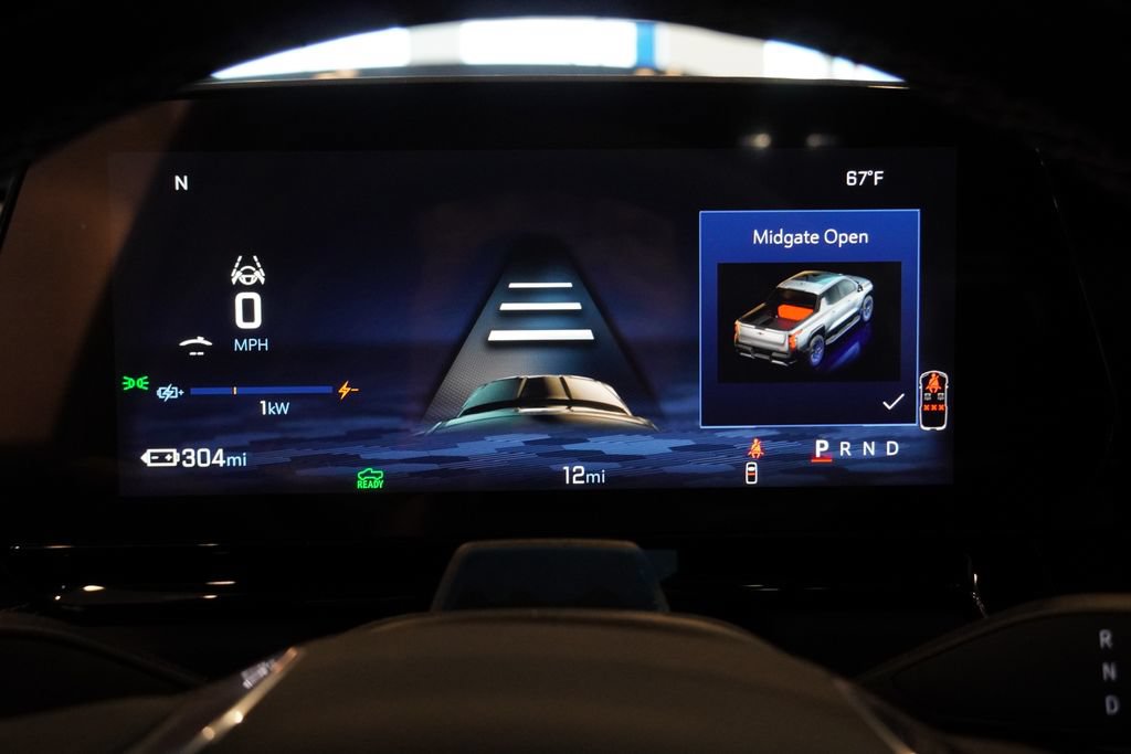 New 2026 Chevrolet Silverado EV Trail Boss AWD/4WD image 15