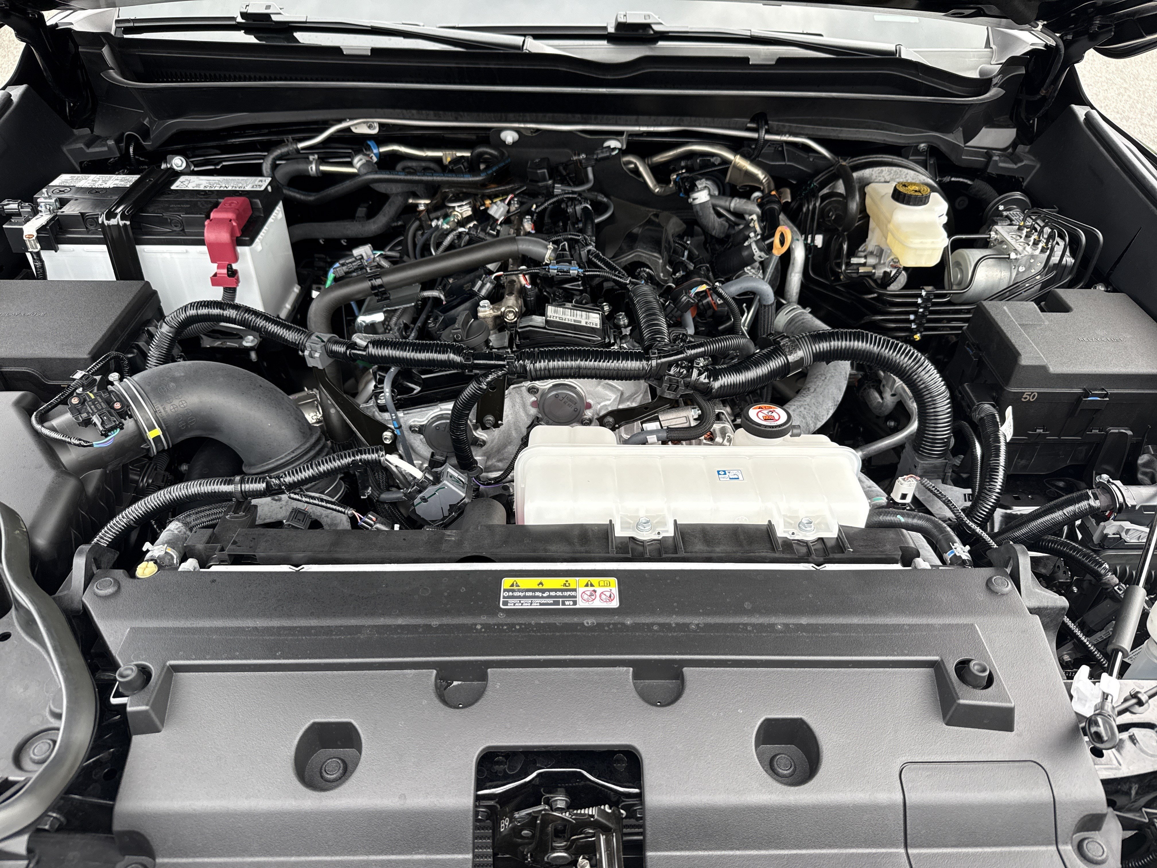 Used 2024 Toyota Tacoma Limited w/ Limited Package (LT) AWD/4WD image 36