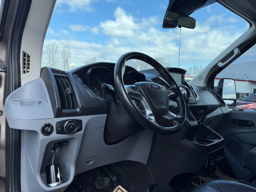 Used 2018 Ford Transit 350 XLT RWD image 14
