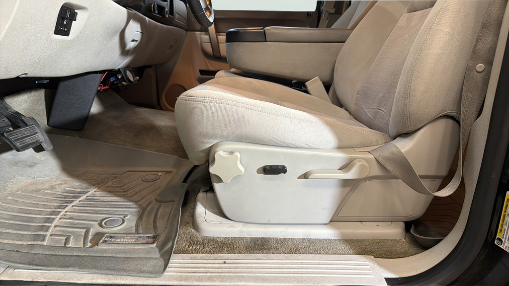 Used 2012 Chevrolet Silverado 2500 LT w/ Suspension Package, Off-Road RWD image 19