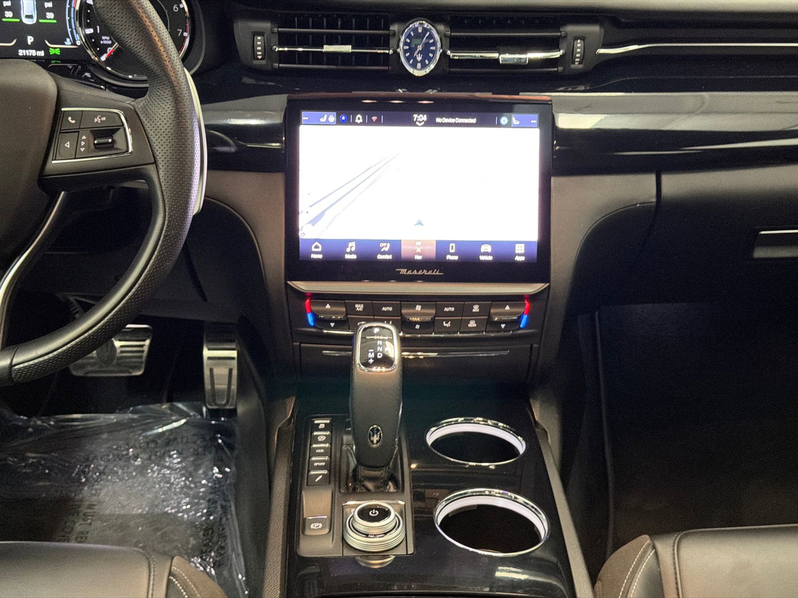 Used 2022 Maserati Quattroporte Modena image 20