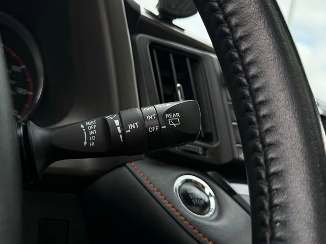 Used 2016 Toyota RAV4 SE image 13