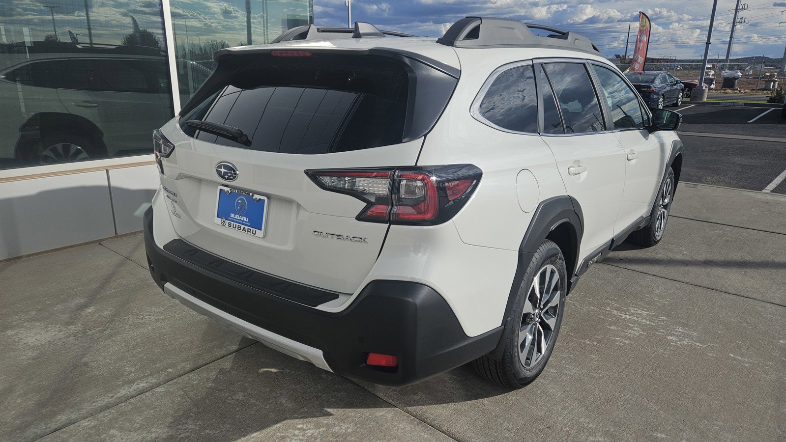 New 2025 Subaru Outback Limited image 5