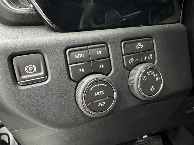 New 2026 Chevrolet Silverado 1500 LT w/ Z71 Off-Road Package AWD/4WD image 11