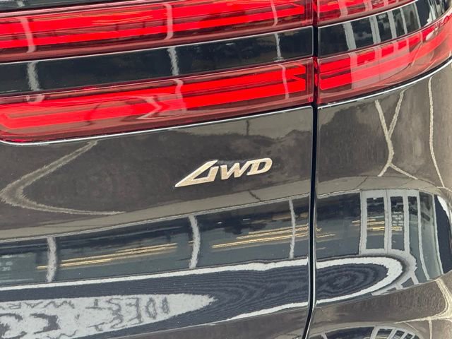 Used 2025 Genesis GV70 2.5T image 9