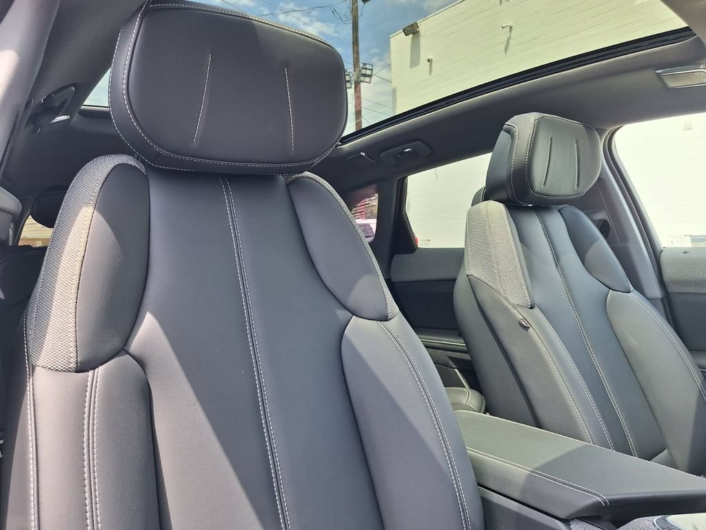 New 2026 Cadillac Optiq Luxury 1 RWD image 20