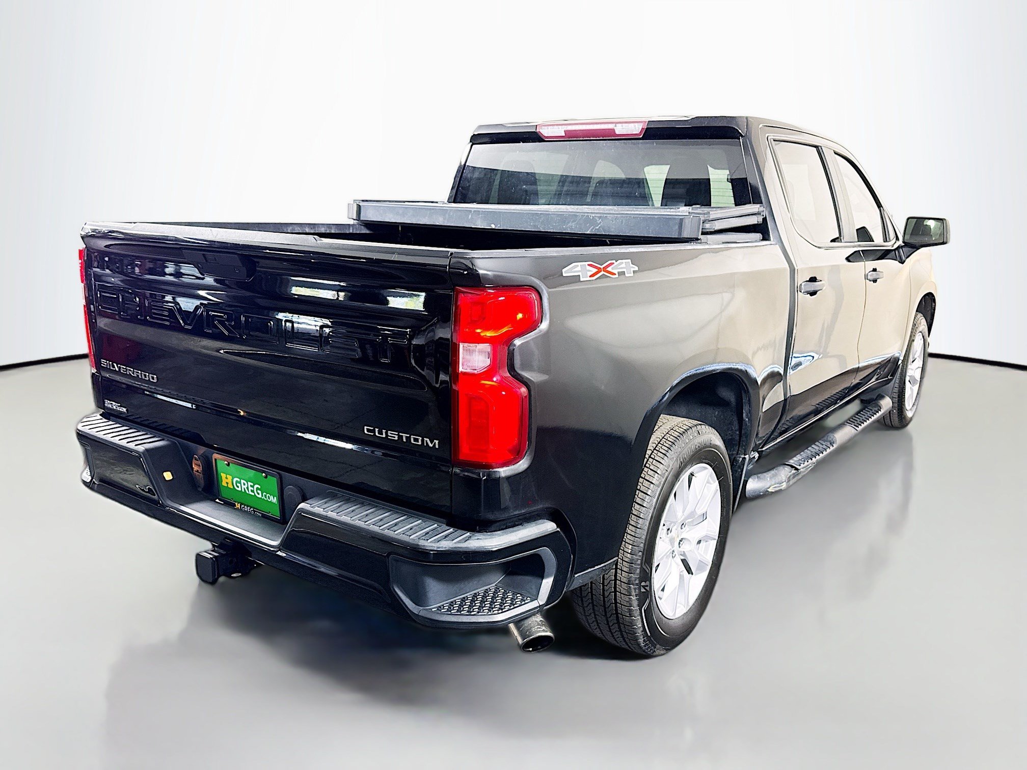 Used 2019 Chevrolet Silverado 1500 Custom w/ Custom Value Package AWD/4WD image 10
