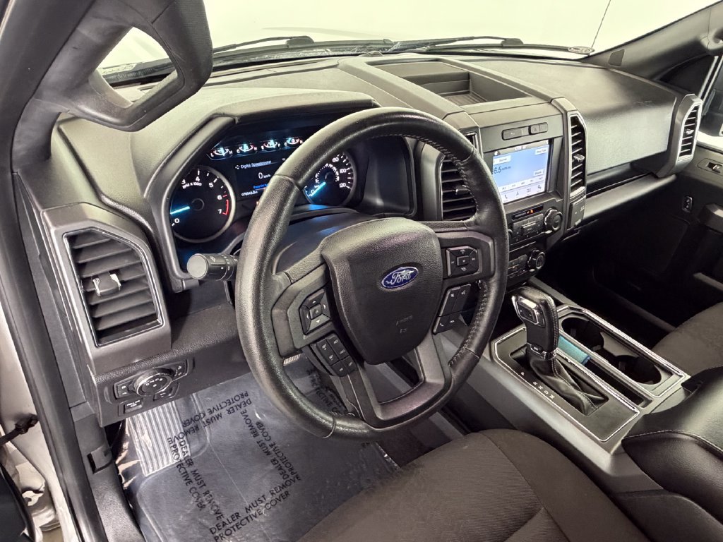 Used 2018 Ford F150 XLT w/ Equipment Group 302A Luxury AWD/4WD image 13