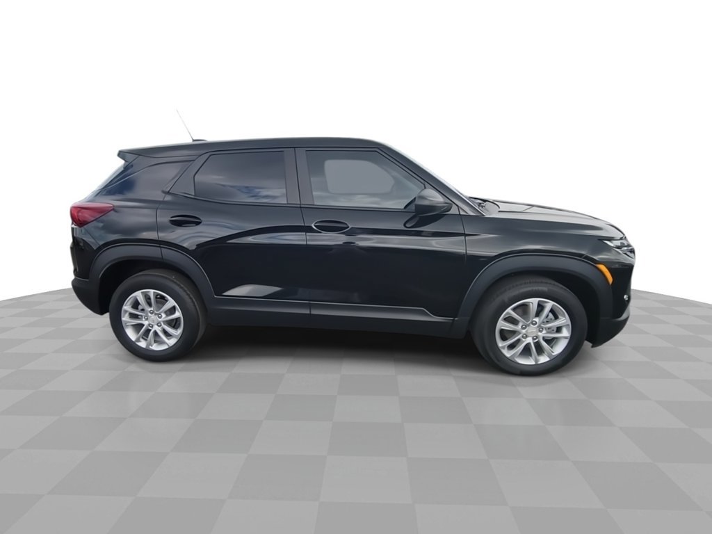 New 2026 Chevrolet TrailBlazer LS w/ LS Convenience Package FWD image 9