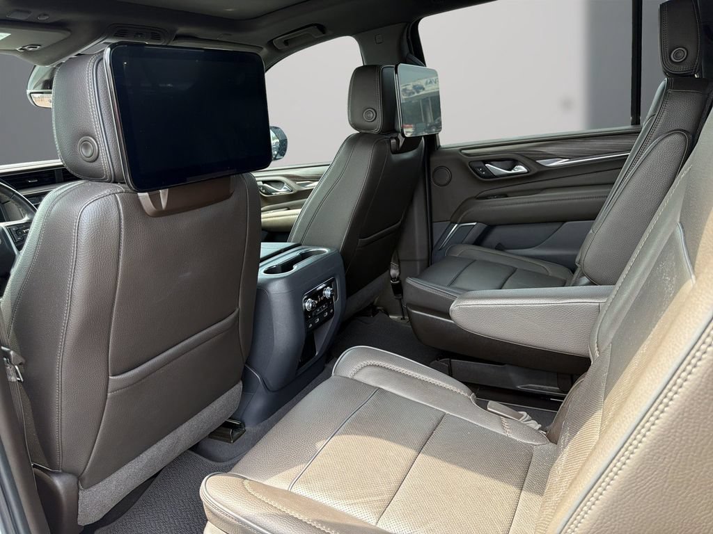 Certified 2021 GMC Yukon XL Denali w/ Denali Premium Package RWD image 15