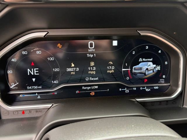 Used 2022 GMC Sierra 1500 AT4X AWD/4WD image 10