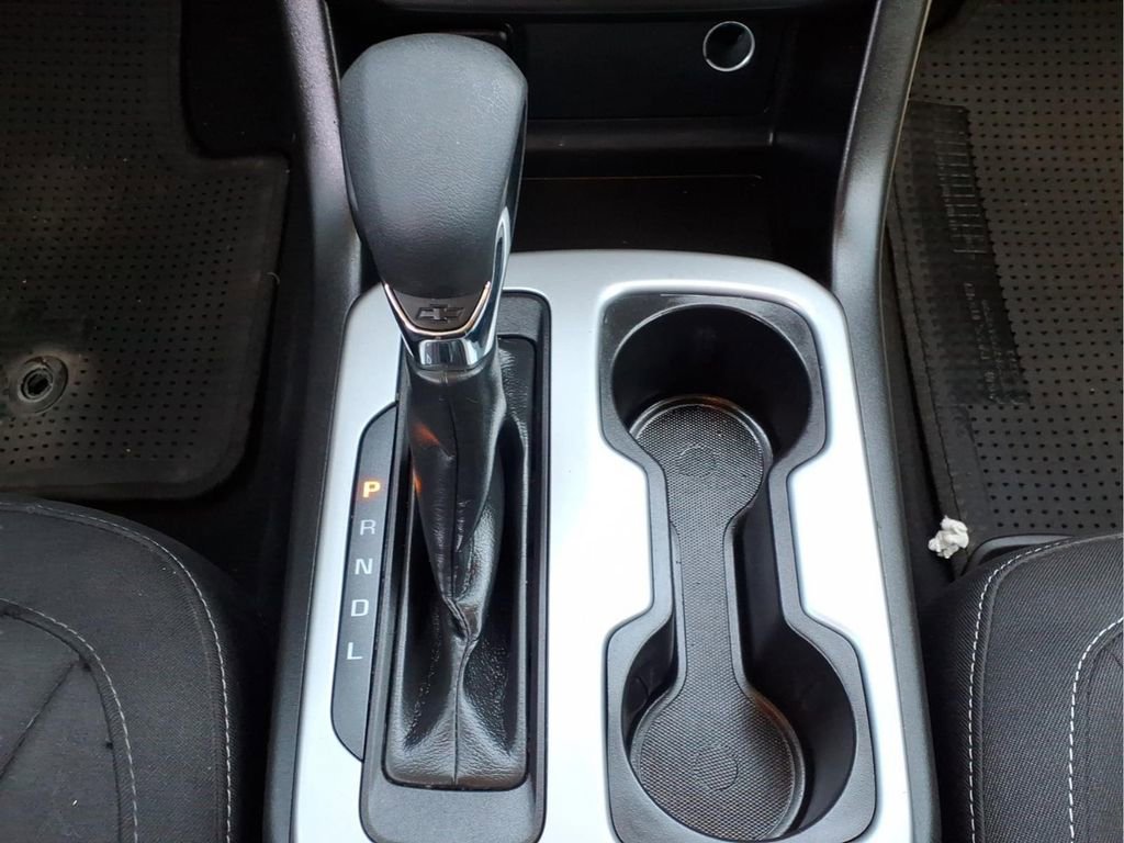 Used 2022 Chevrolet Colorado LT w/ LT Convenience Package image 18