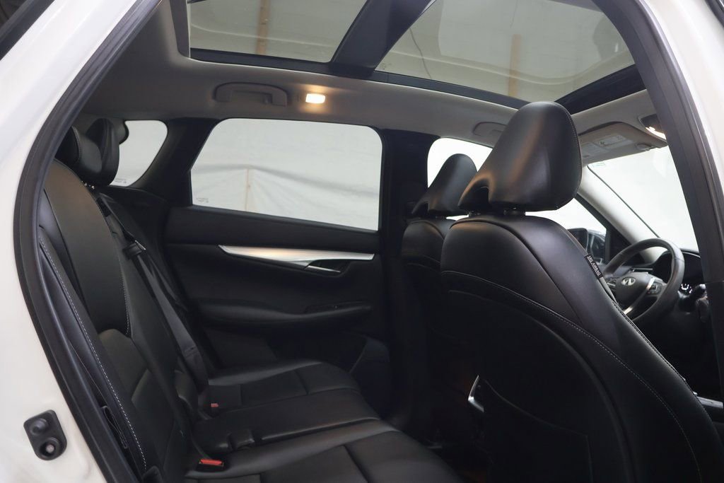 Used 2021 INFINITI QX50 Essential w/ Convenience Package AWD/4WD image 13