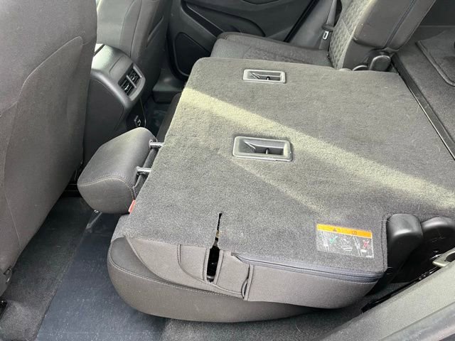 Used 2023 Chevrolet Equinox LT image 36