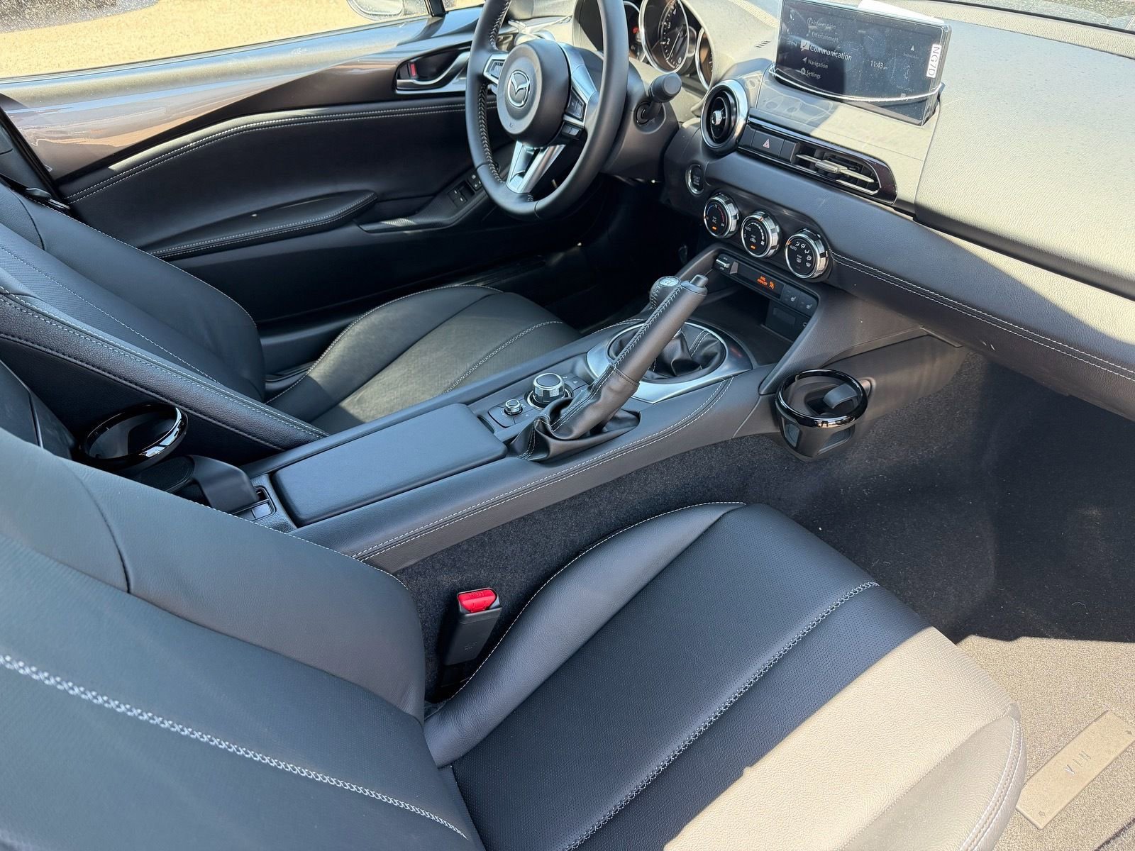 New 2026 MAZDA MX-5 Miata RF Grand Touring w/ Weather Package RWD image 11