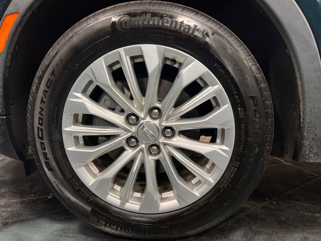 Used 2024 Cadillac XT4 Luxury w/ Cold Weather Package image 31