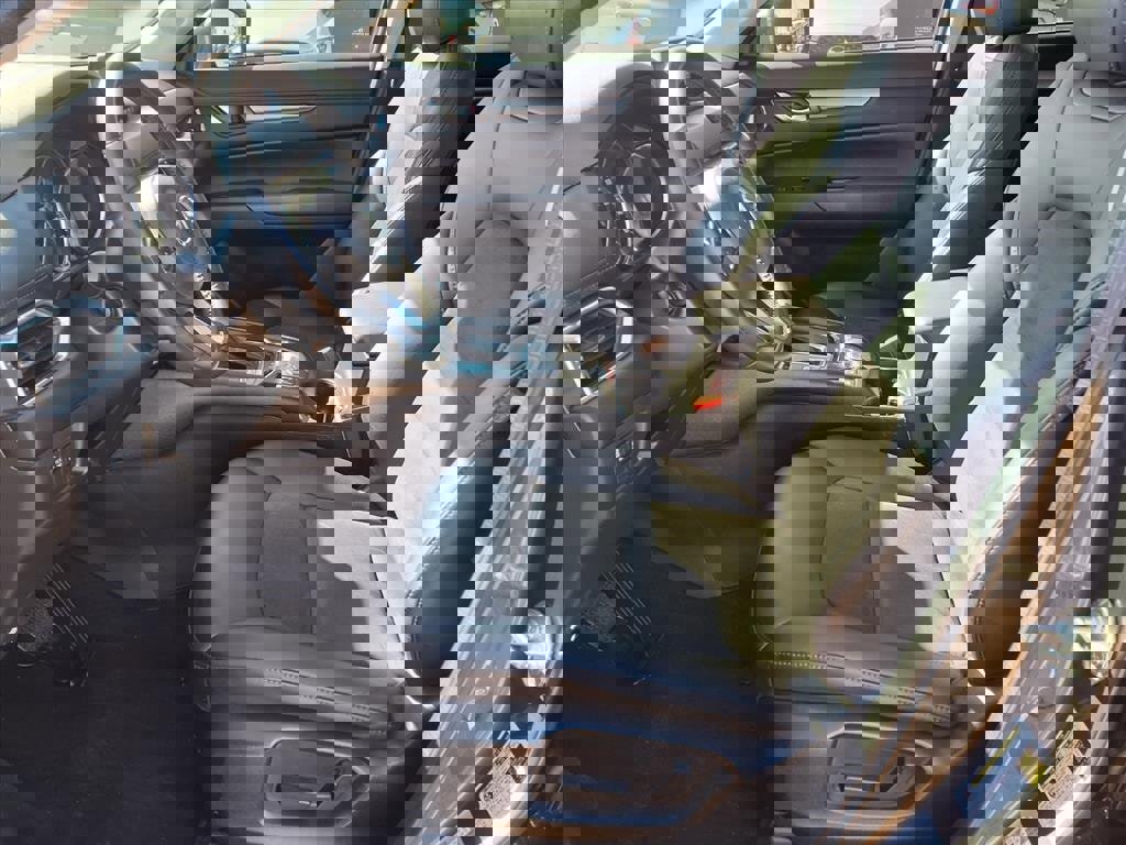 Used 2020 MAZDA CX-5 Touring image 6