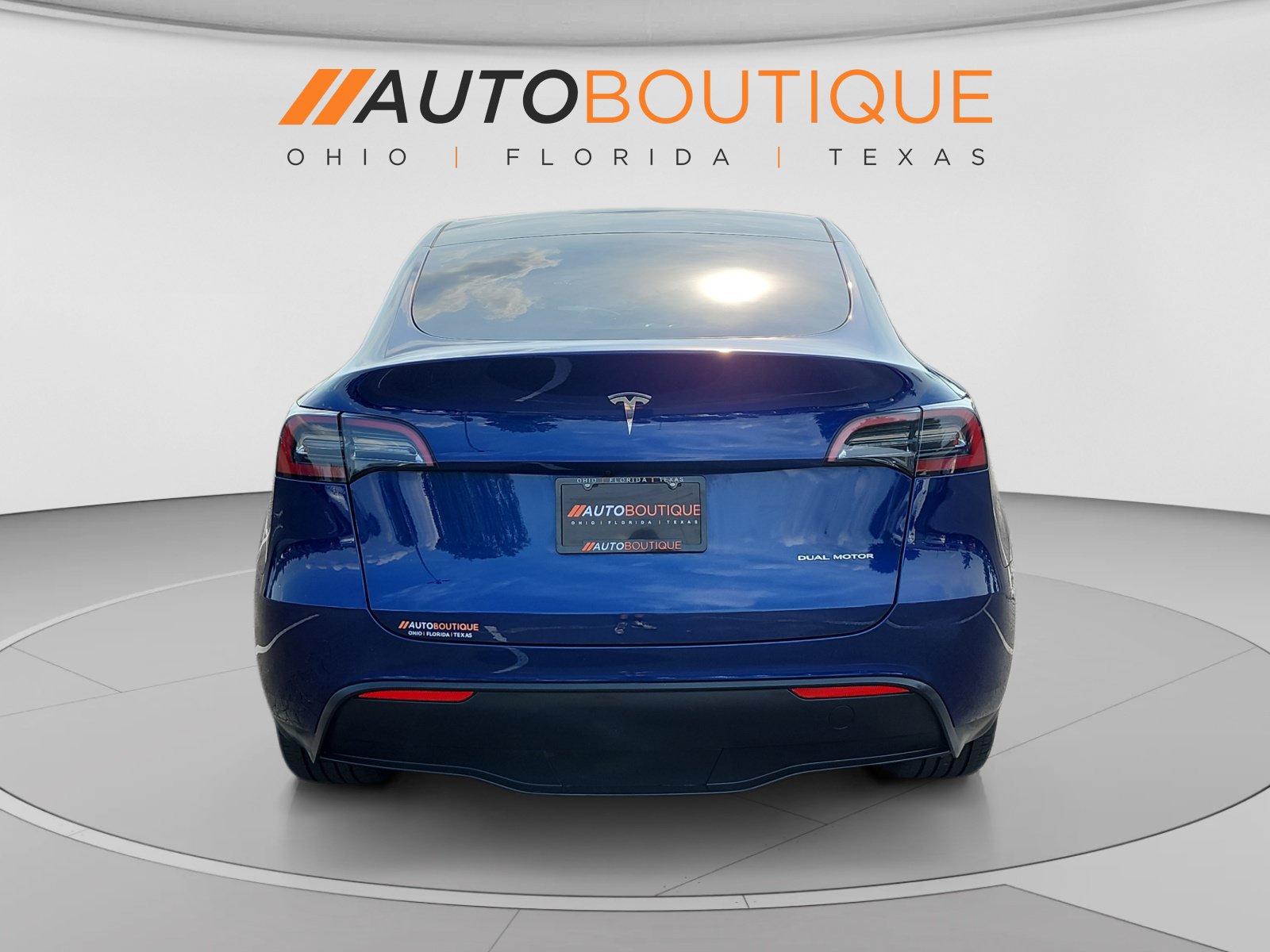 Used 2023 Tesla Model Y Long Range AWD/4WD image 3