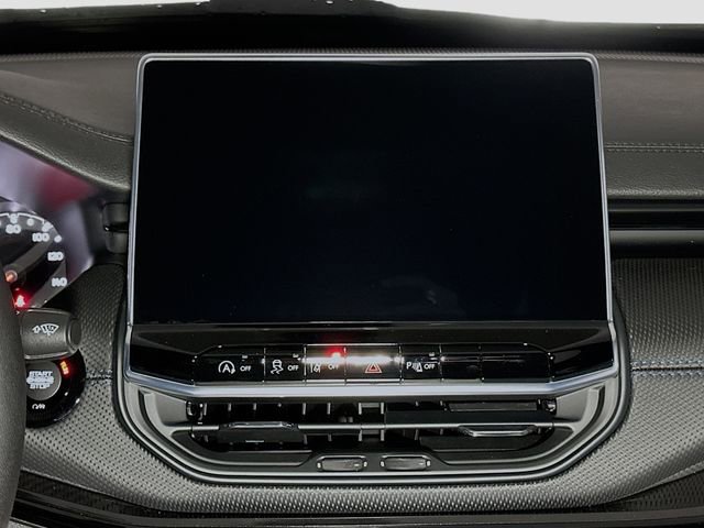 New 2025 Jeep Compass Limited w/ Sun & Sound Group image 8