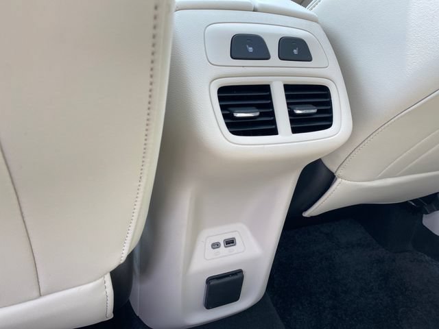 Certified 2023 Buick Envision Avenir AWD/4WD image 22