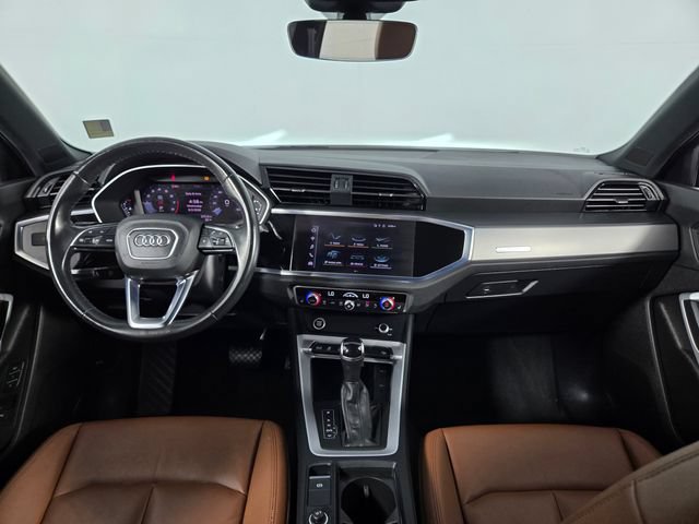 Used 2022 Audi Q3 2.0T Premium w/ Convenience Package AWD/4WD image 25