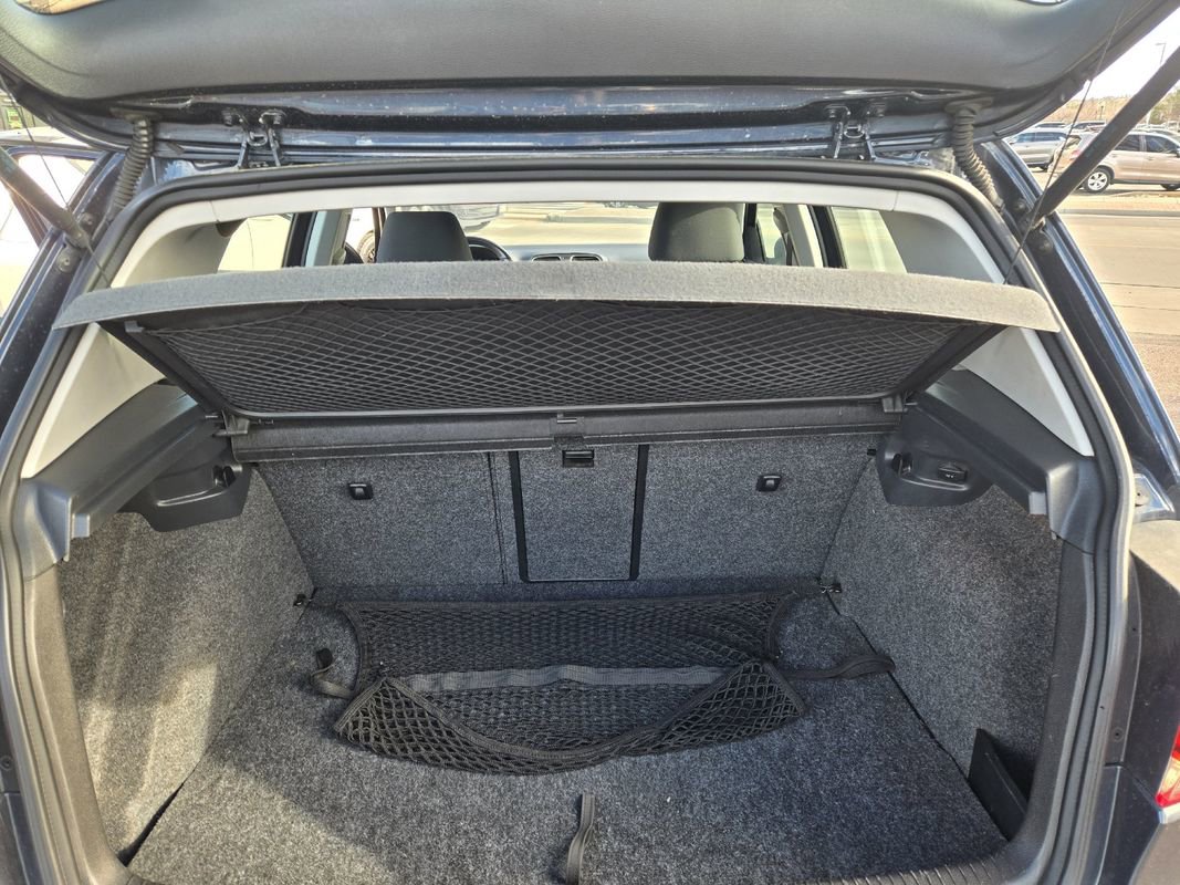 Used 2012 Volkswagen Golf TDI image 20