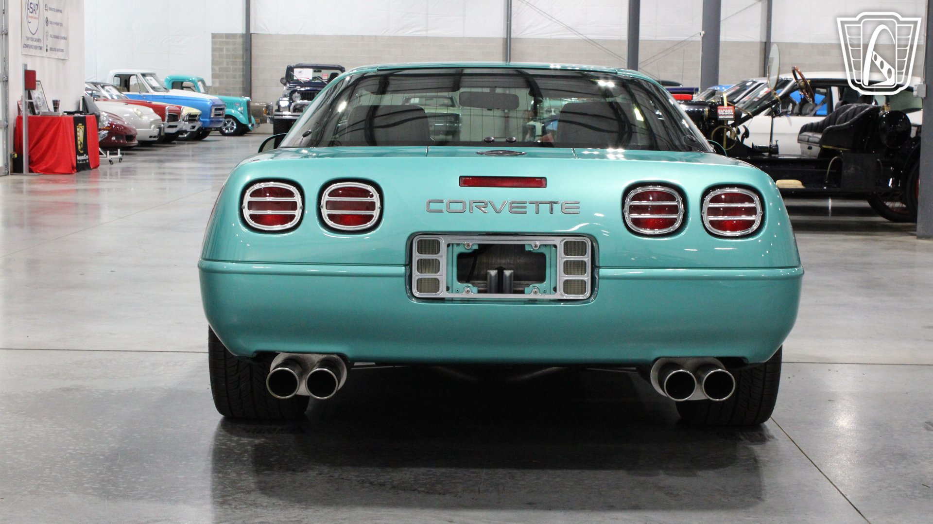 Used 1991 Chevrolet Corvette Coupe RWD image 32