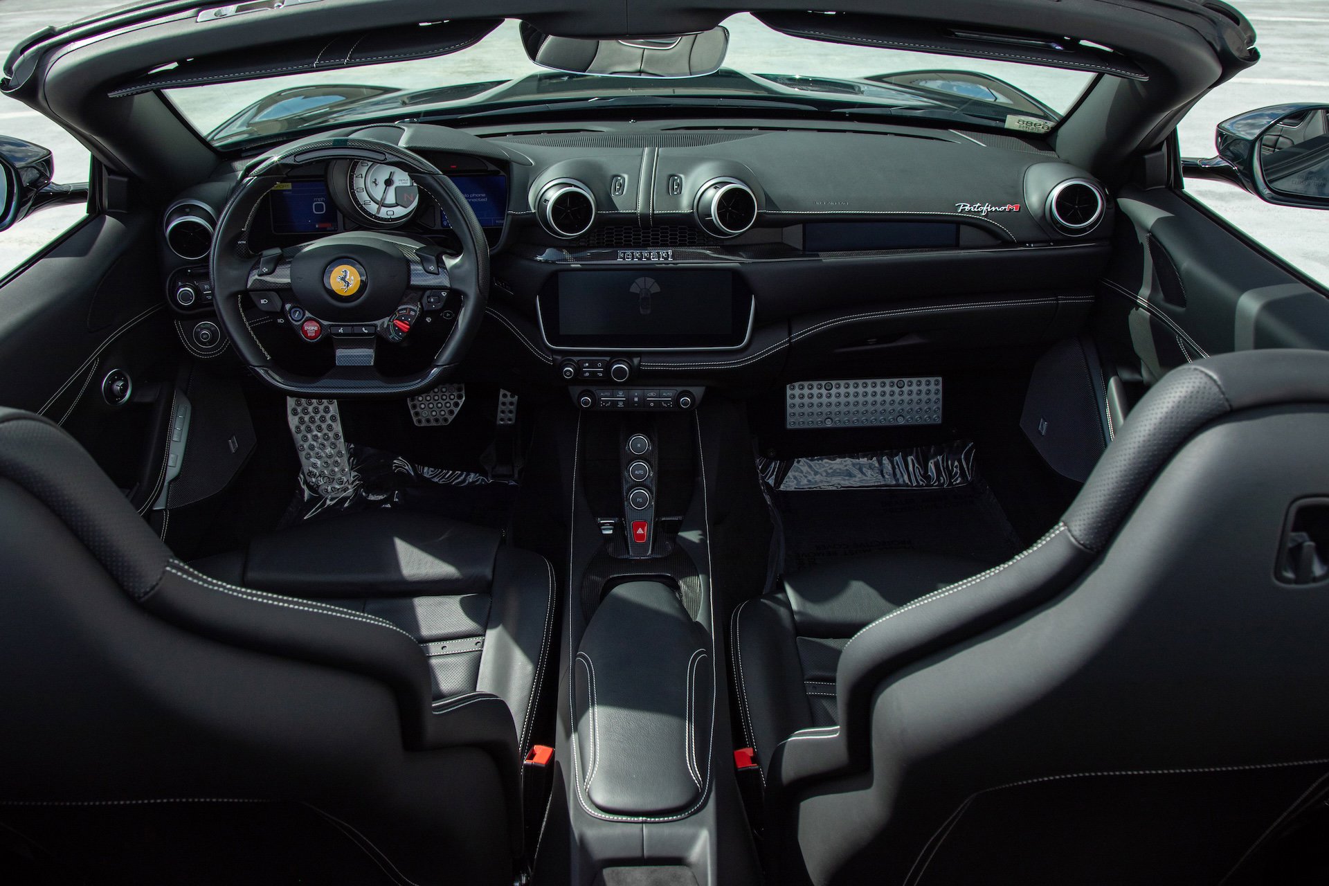 Certified 2023 Ferrari Portofino M image 28