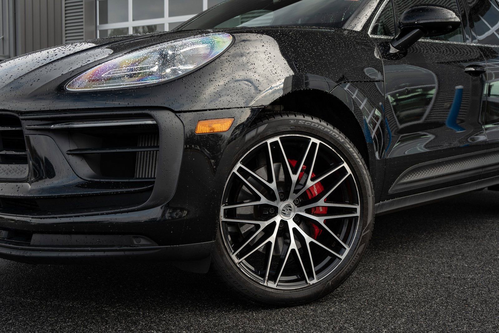 Used 2022 Porsche Macan S w/ Premium Package Plus image 4