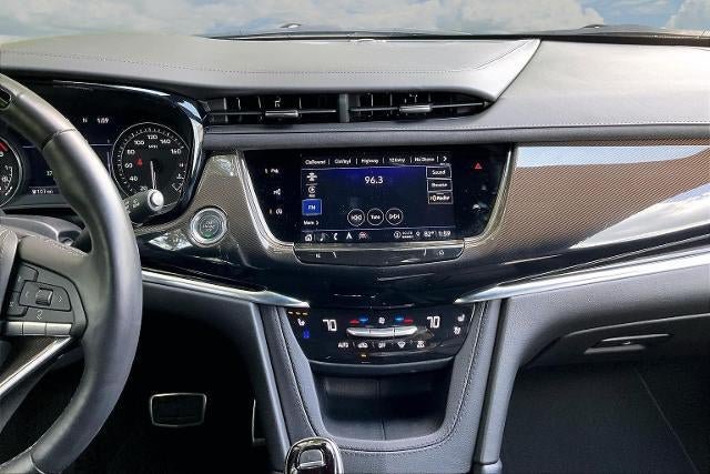 Used 2025 Cadillac XT6 Sport w/ Platinum Package AWD/4WD image 9