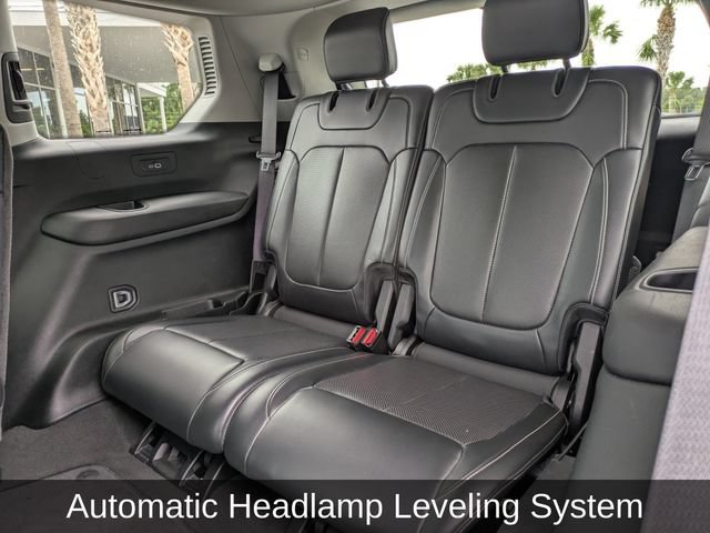 Used 2021 Jeep Grand Cherokee L Limited w/ Luxury Tech Group II AWD/4WD image 21