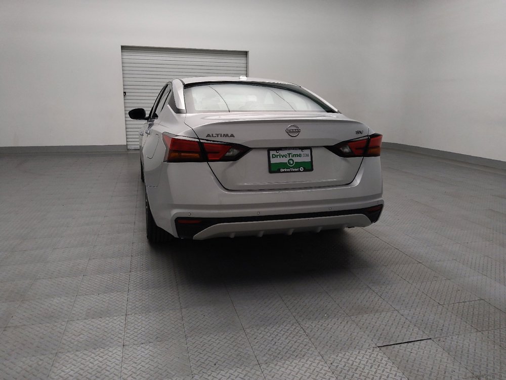 Used 2024 Nissan Altima 2.5 SV image 6