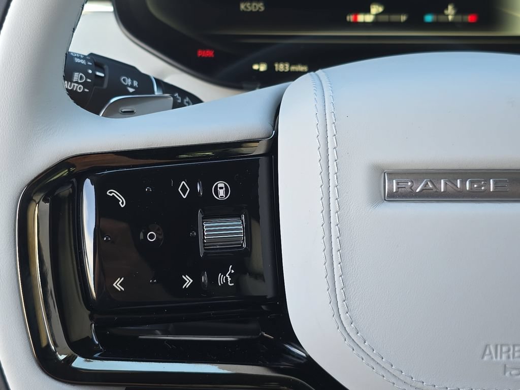 New 2027 Land Rover Range Rover Sport Dynamic SE AWD/4WD image 18
