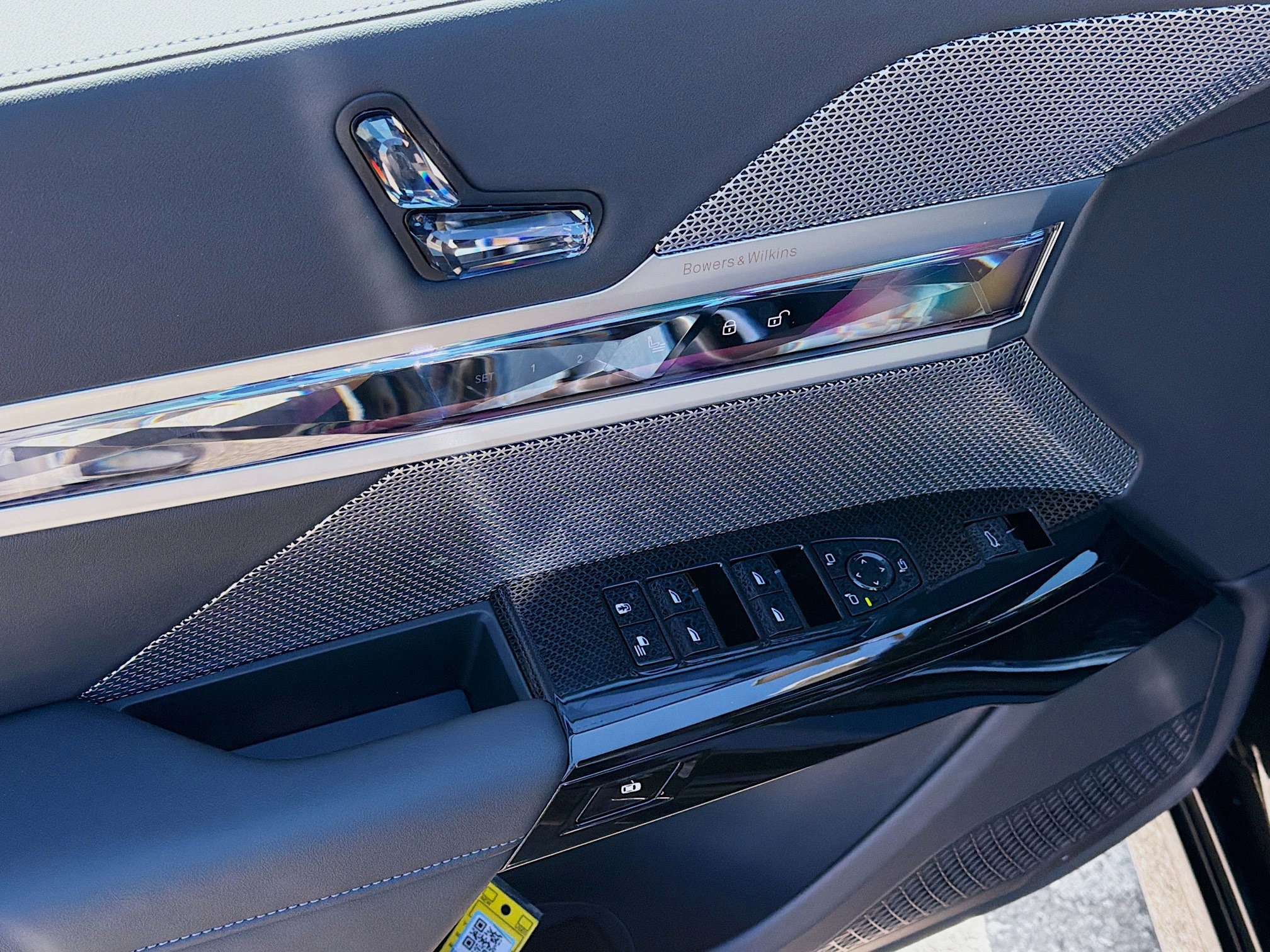 New 2026 BMW 740i xDrive w/ Premium Package image 23