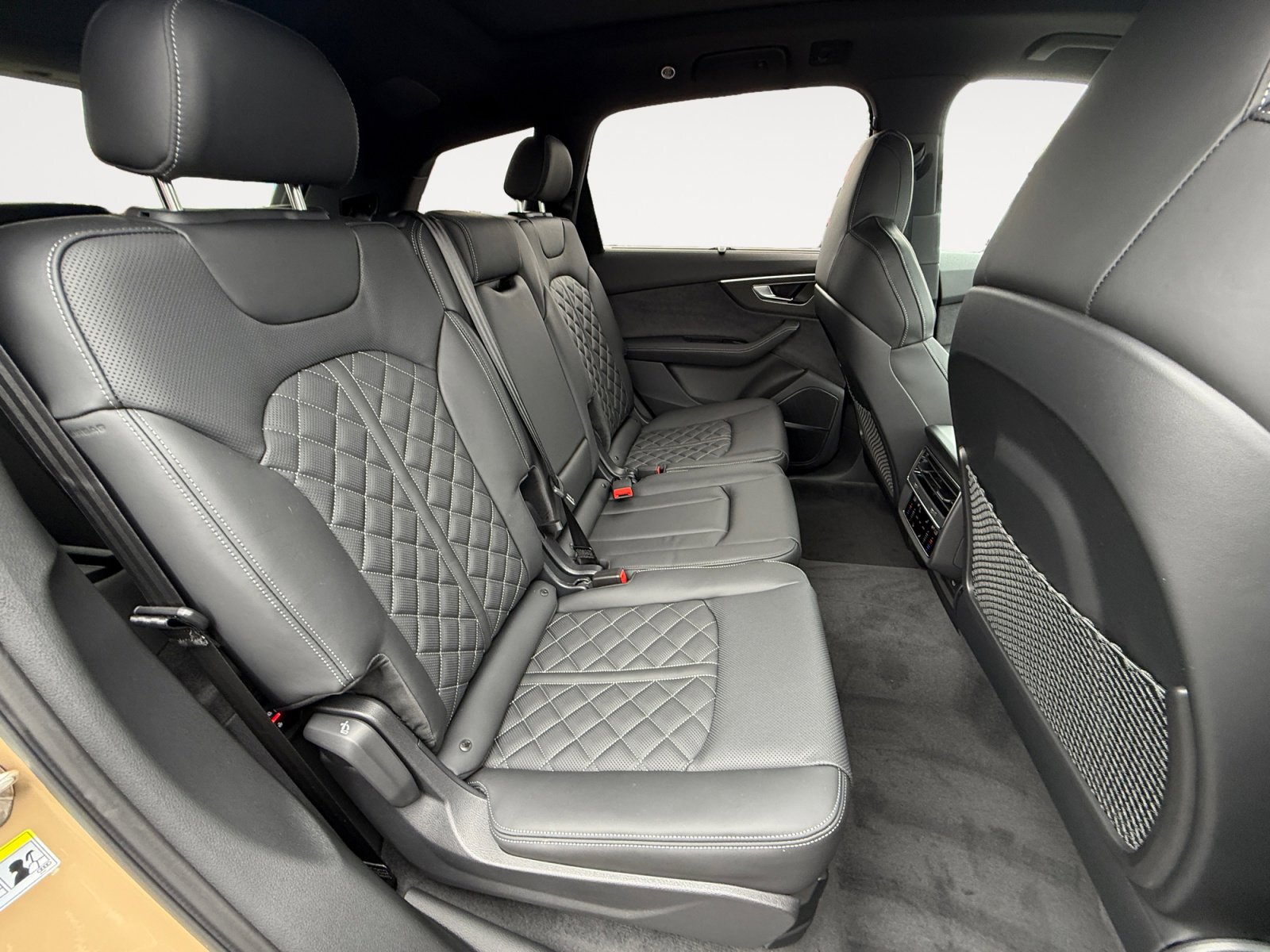 New 2026 Audi SQ7 Prestige image 18