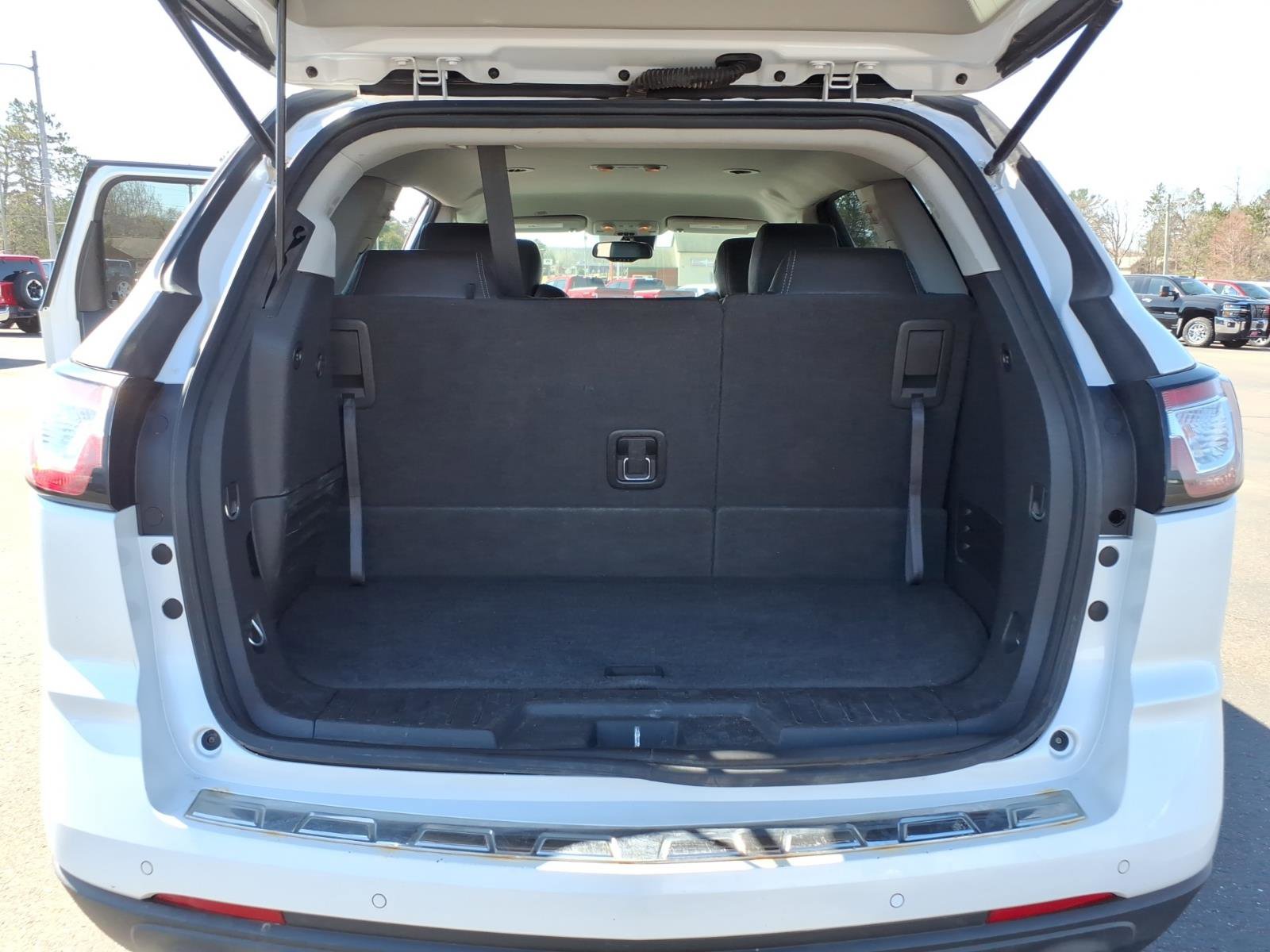 Used 2016 Chevrolet Traverse LTZ AWD/4WD image 15