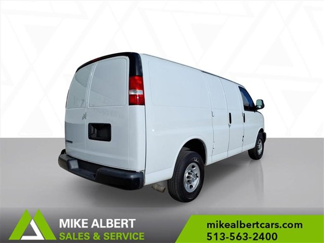 Used 2019 Chevrolet Express 2500 w/ Driver Convenience Package image 7