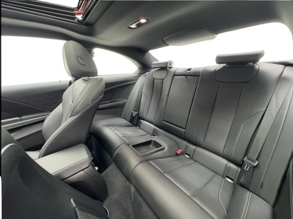 Used 2022 BMW 230i Coupe w/ Convenience Package RWD image 26