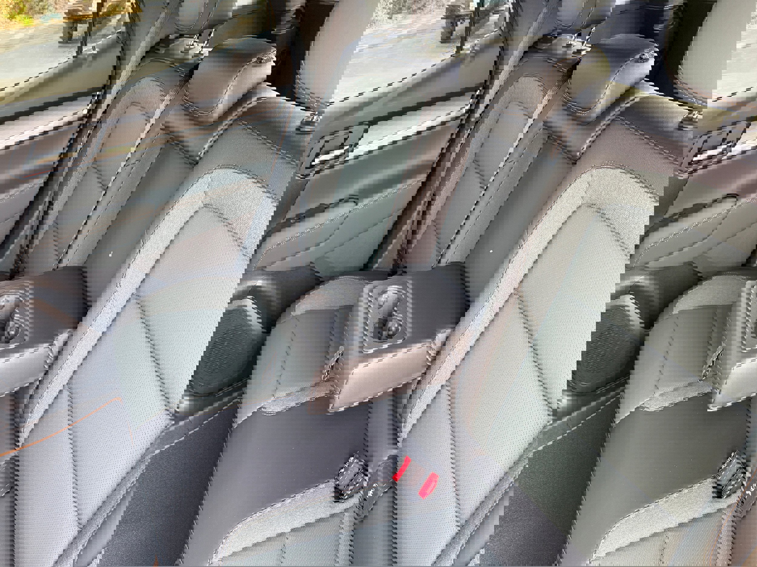 New 2026 GMC Terrain AT4 w/ Convenience Package III image 9