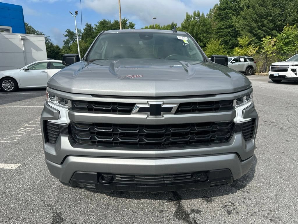 Used 2024 Chevrolet Silverado 1500 RST AWD/4WD image 2