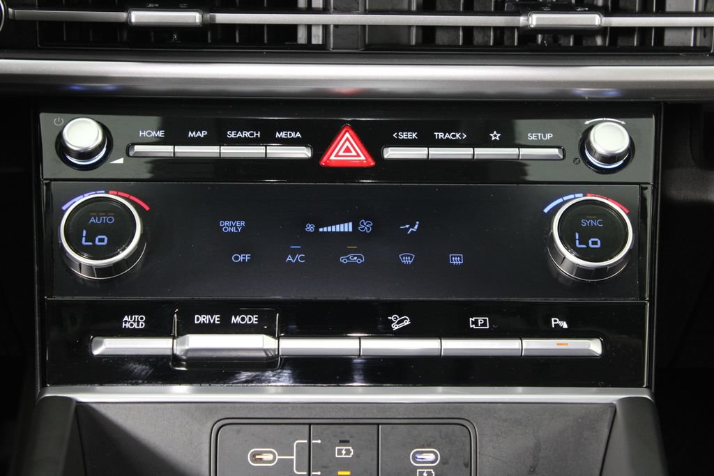 Certified 2026 Hyundai Santa Fe SE FWD image 23